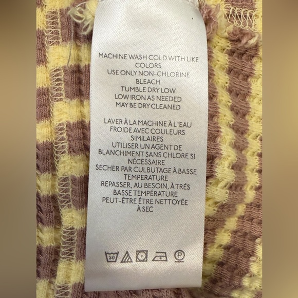 We The Free Pretty Little Thermal Long Sleeve Top Size Small Yellow Brown - Picture 10 of 13